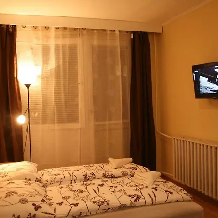 Lägenhetshotell Royal *