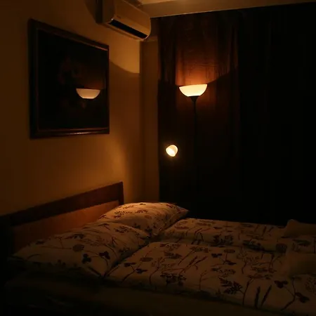 Aparthotel Royal *